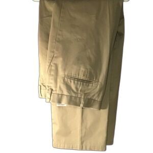 Dockers Signature Khaki Classic Fit D3, Tan, 40 x 32